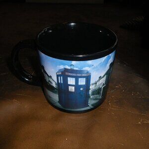 2014 Dr. Who Disappearing Tardis 12 oz. Coffee Tea Mug